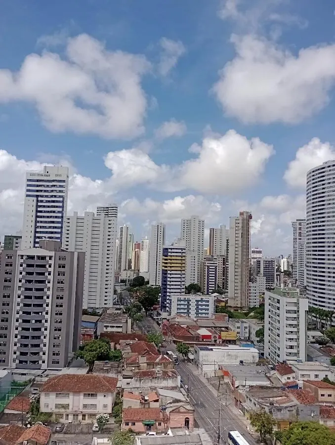 Apt Na Torre - Recife 0*,  Brazília